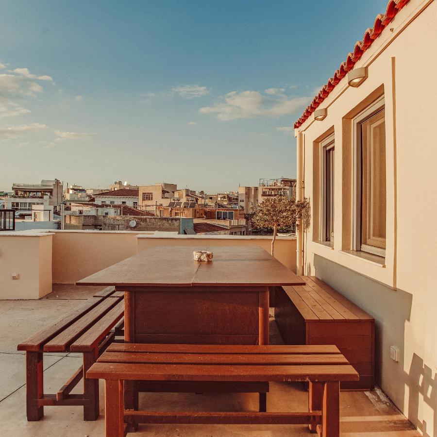 Suitas Atena Exterior foto